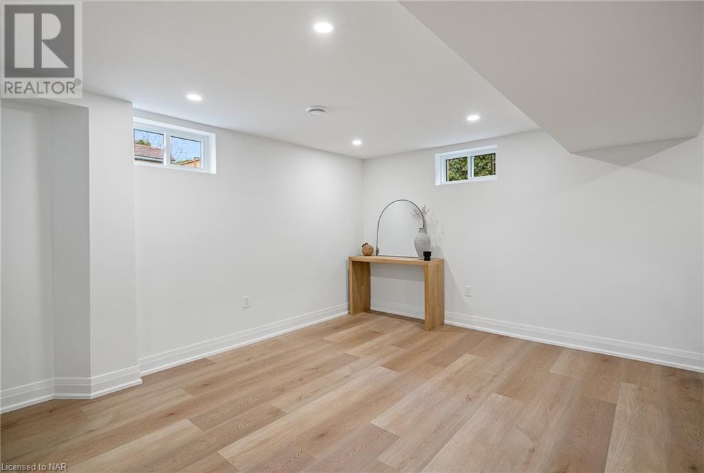317 Lakeshore Road, St. Catharines, Ontario  L2M 1S1 - Photo 24 - 40522220