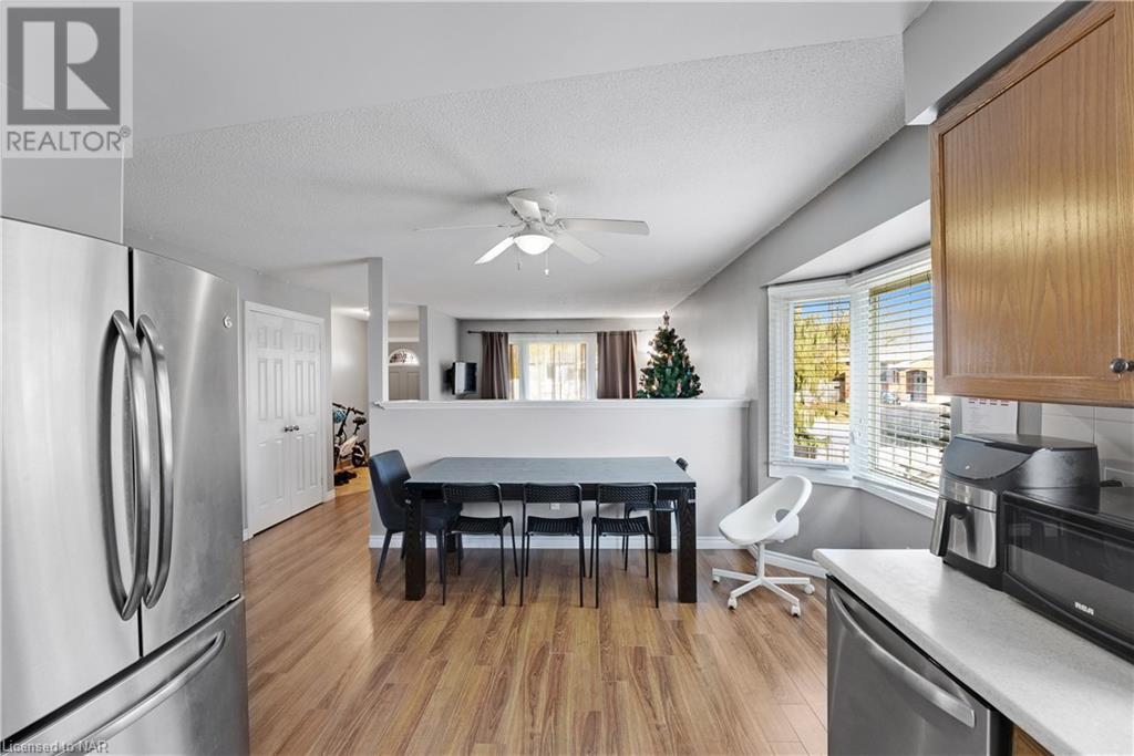 7658 Cavendish Drive, Niagara Falls, Ontario  L2H 2T8 - Photo 11 - 40522397