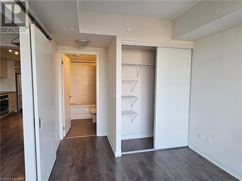 2 Sonic Way Unit# 2006, Toronto, Ontario  M3C 0P2 - Photo 18 - 40522351