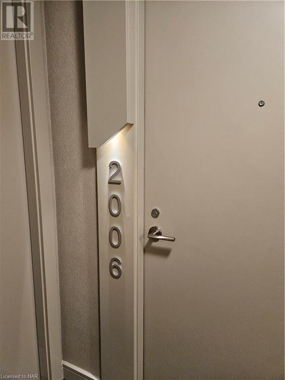 2 Sonic Way Unit# 2006, Toronto, Ontario  M3C 0P2 - Photo 7 - 40522351