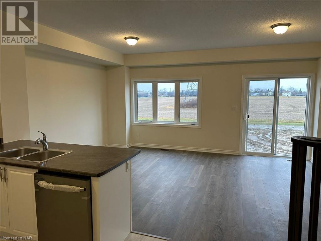 109 Sapphire Way, Thorold, Ontario  L2V 0C5 - Photo 8 - 40522441