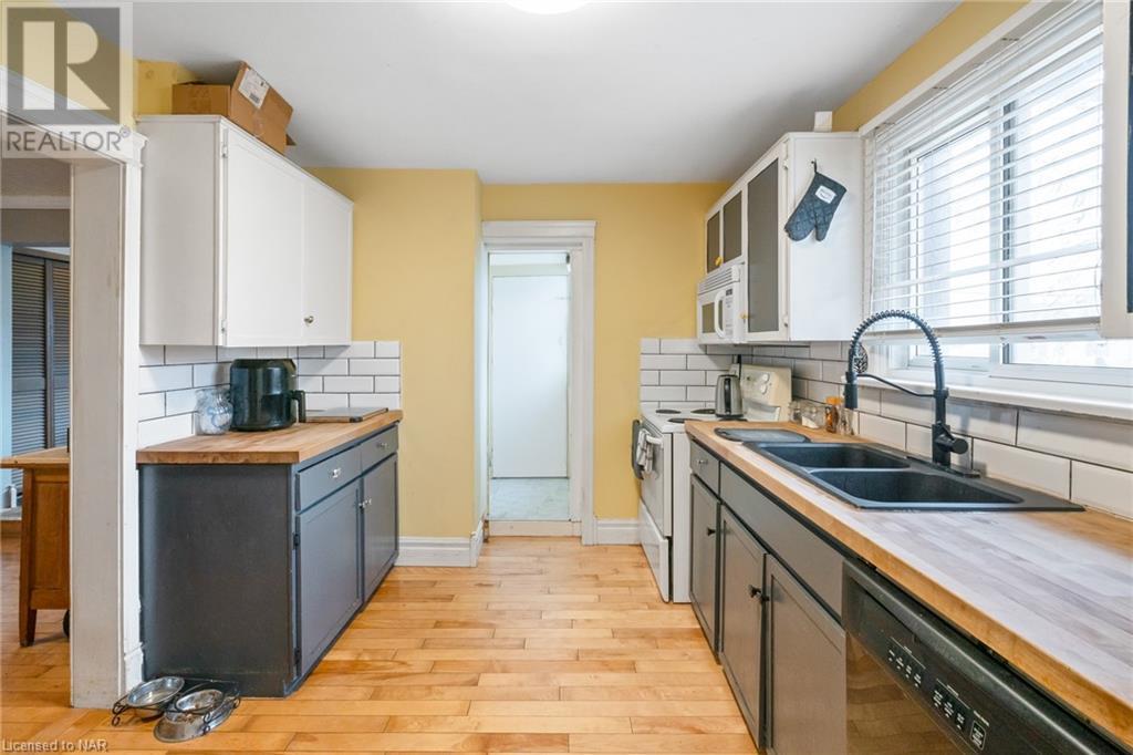 76 Louth Street, St. Catharines, Ontario  L2S 2T4 - Photo 13 - 40522338