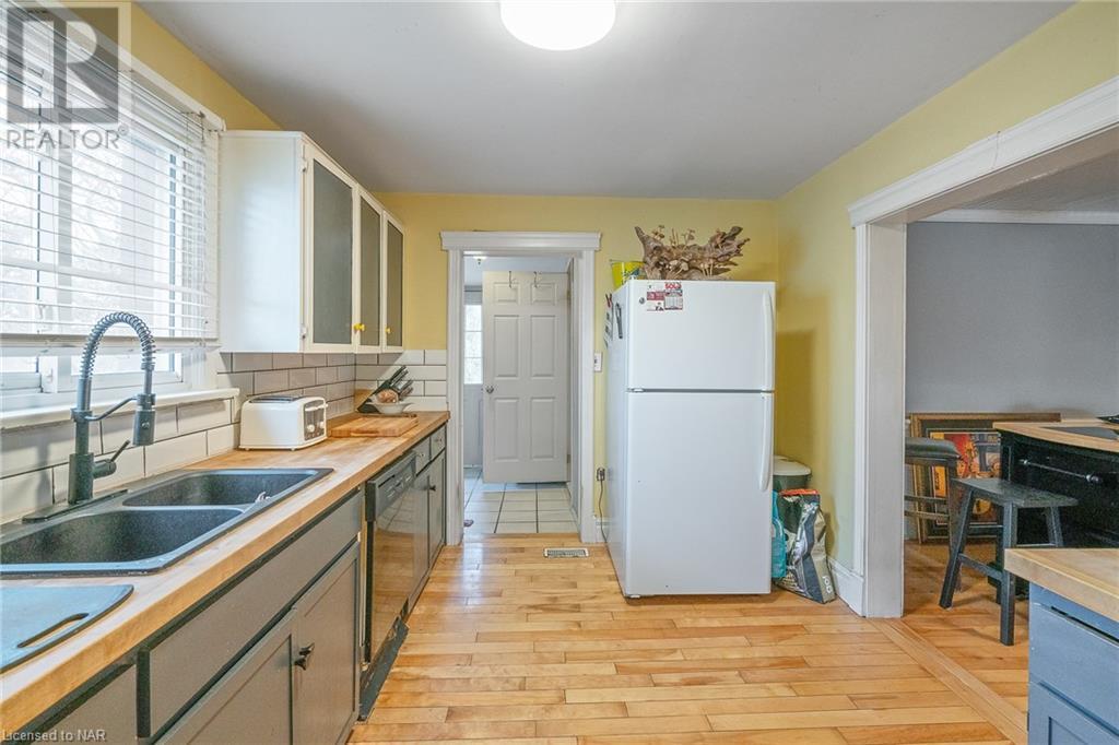 76 Louth Street, St. Catharines, Ontario  L2S 2T4 - Photo 16 - 40522338