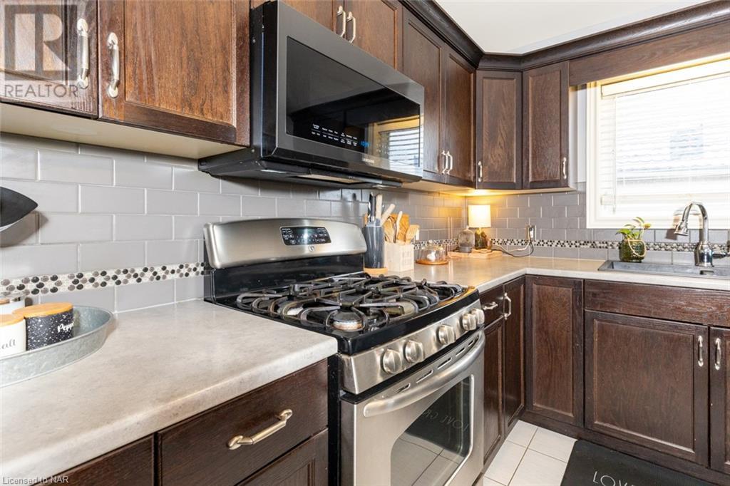 463 Classic Avenue, Welland, Ontario  L3B 0A3 - Photo 8 - 40522582