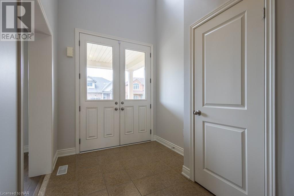 4435 Cinnamon Grove, Niagara Falls, Ontario  L2G 0G2 - Photo 4 - 40522297