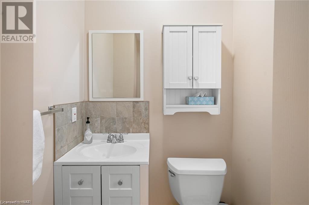 4706 Eastwood Crescent, Niagara Falls, Ontario  L2E 1B5 - Photo 19 - 40522655