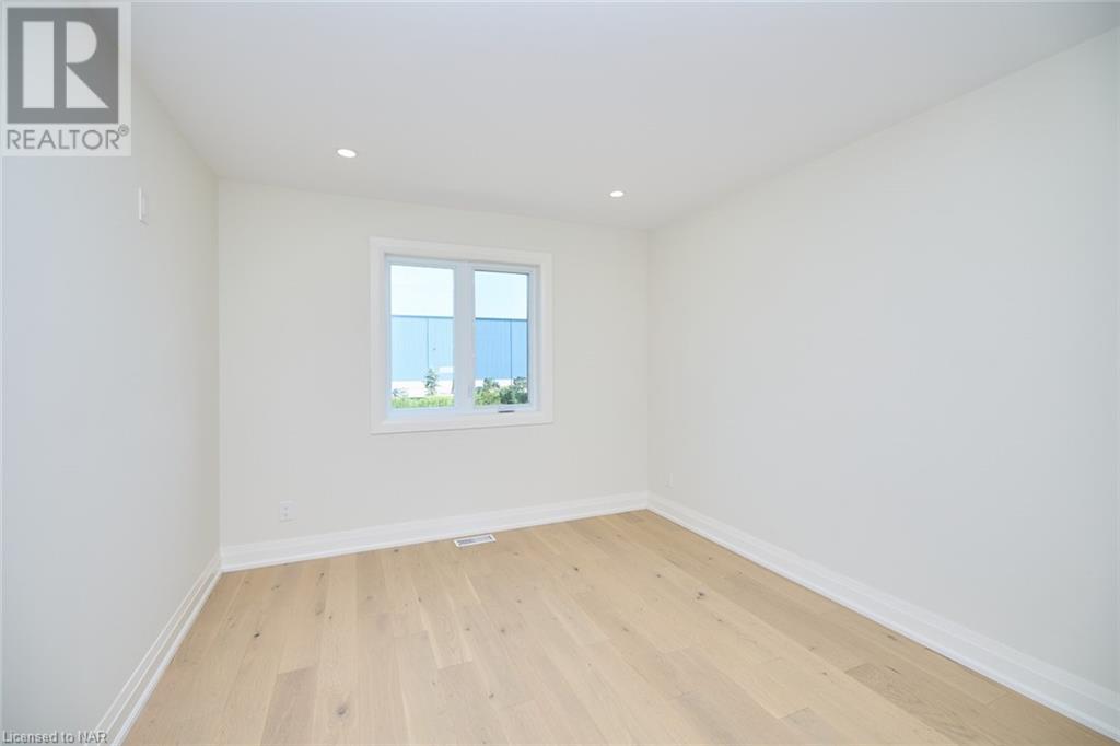 55 Omer Avenue Unit# 2, Port Colborne, Ontario  L3K 3Y4 - Photo 21 - 40522438
