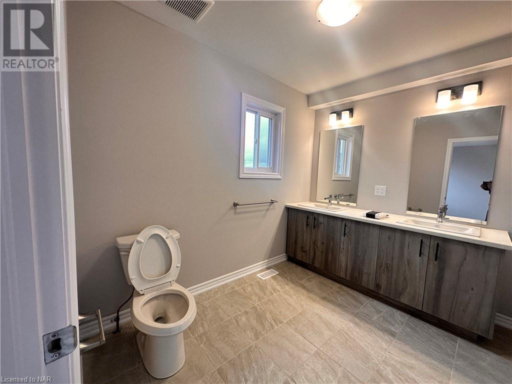 14 Mann Trail, Welland, Ontario  L3C 0K2 - Photo 12 - 40522634