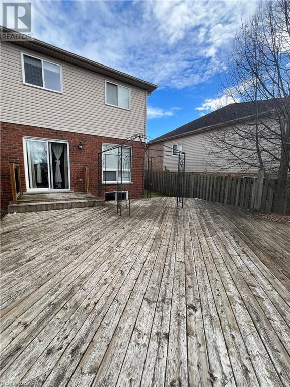 7083 Brittany Court, Niagara Falls, Ontario  L2H 3N6 - Photo 21 - 40522919