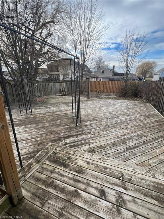 7083 Brittany Court, Niagara Falls, Ontario  L2H 3N6 - Photo 22 - 40522919