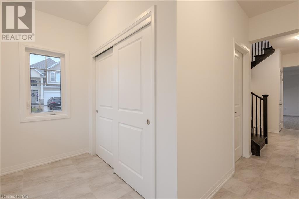 151 Alicia Crescent, Thorold, Ontario  L0S 1K0 - Photo 4 - 40522751