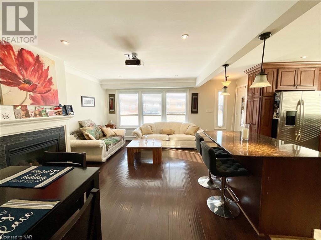 136 Clarke Street Unit# Upper, Port Colborne, Ontario  L3K 2G3 - Photo 2 - 40522637