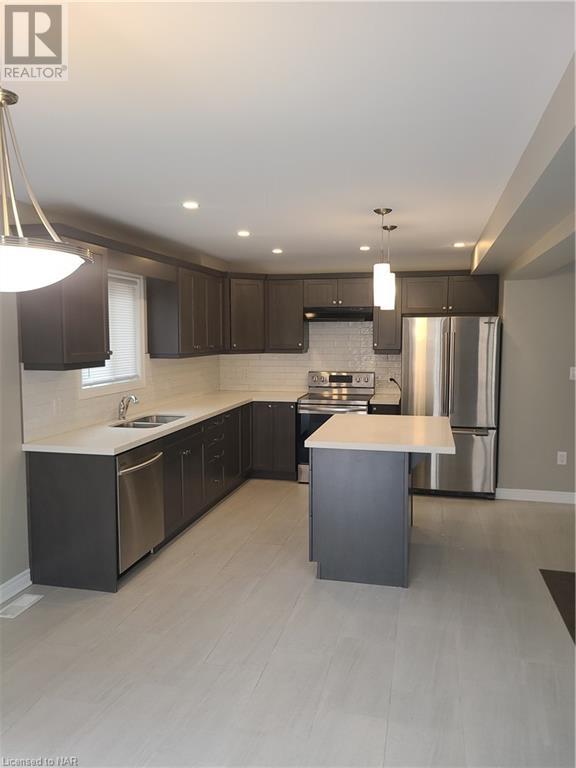 15 Laurent Avenue, Welland, Ontario  L3B 0E2 - Photo 2 - 40523091