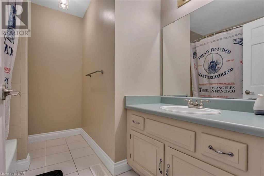 1599 Pelham Street Unit# 17, Fonthill, Ontario  L2R 6P7 - Photo 17 - 40522587