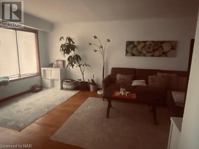 71 Upper Allan Drive, St. Catharines, Ontario  L2N 1G1 - Photo 7 - 40523229