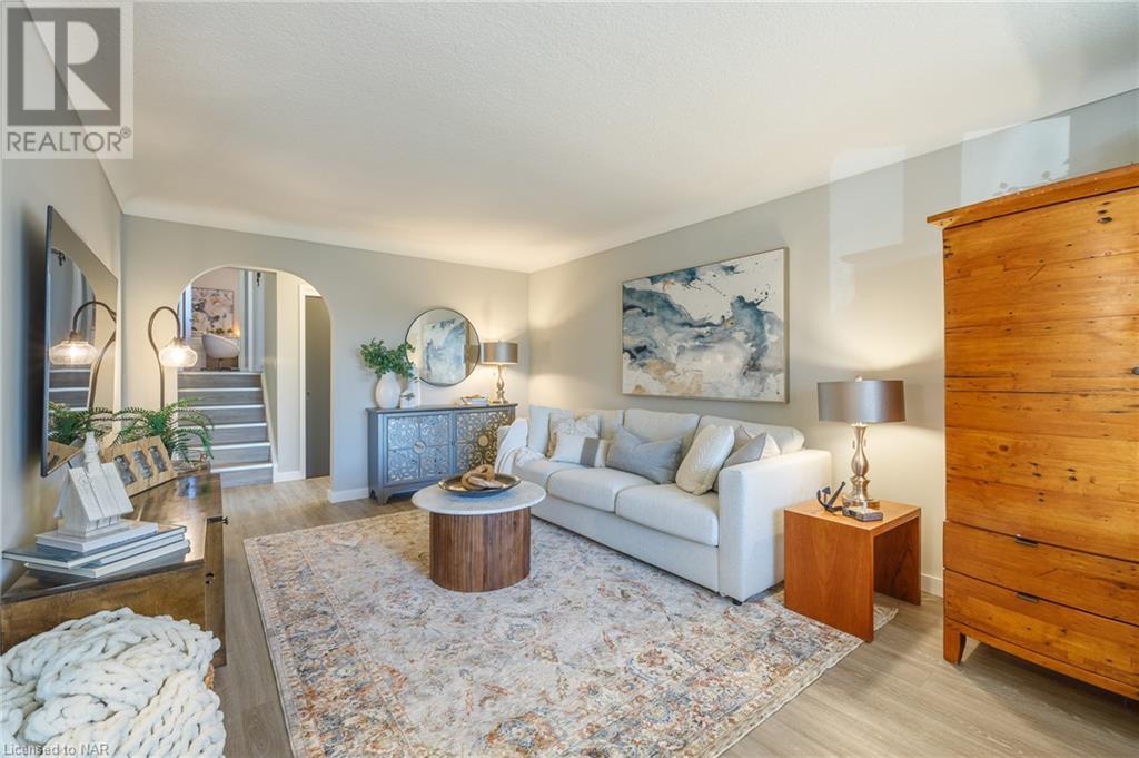 35 Eagleson Drive, St. Catharines, Ontario  L2M 7J2 - Photo 3 - 40522646