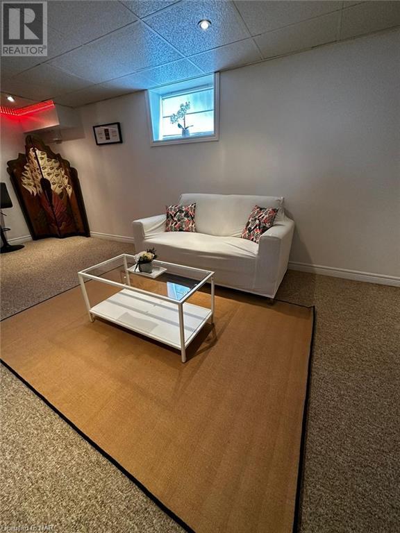 5161 Stamford Street, Niagara Falls, Ontario  L2E 1M8 - Photo 2 - 40523429