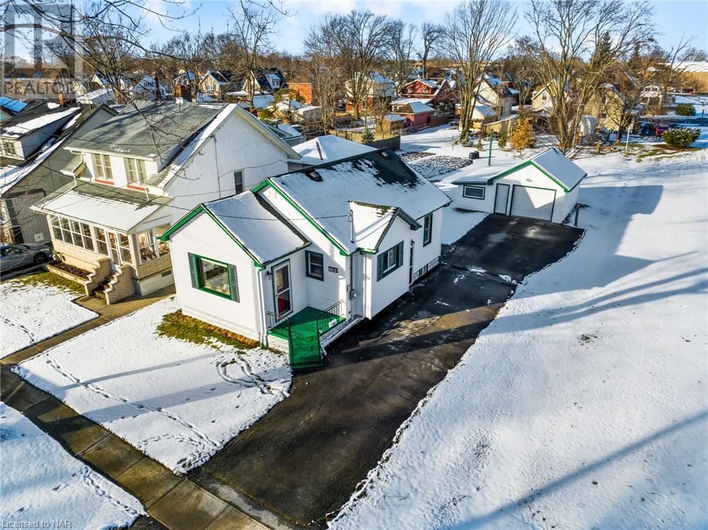 163 Kent Street, Port Colborne, Ontario  L3K 2Z7 - Photo 3 - 40523467