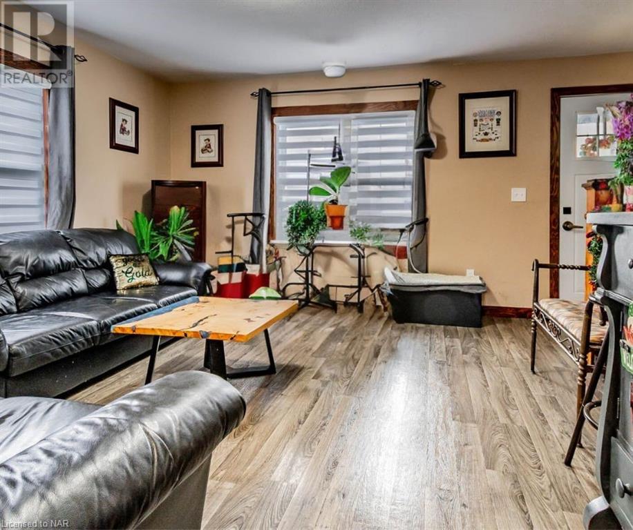 104 Cross Street, Port Colborne, Ontario  L3K 1L2 - Photo 3 - 40522939