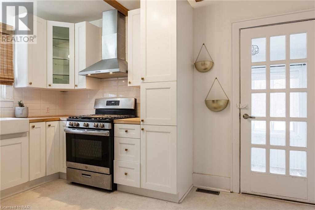 65 Elgin Street E, Welland, Ontario  L3C 4S4 - Photo 12 - 40522977