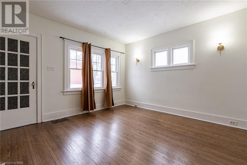 65 Elgin Street E, Welland, Ontario  L3C 4S4 - Photo 6 - 40522977