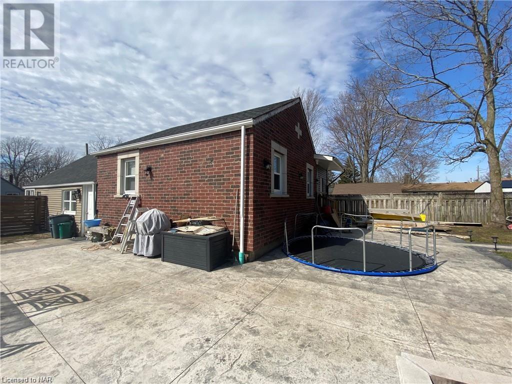 498 North Mill Street, Fort Erie, Ontario  L0S 1N0 - Photo 21 - 40523100