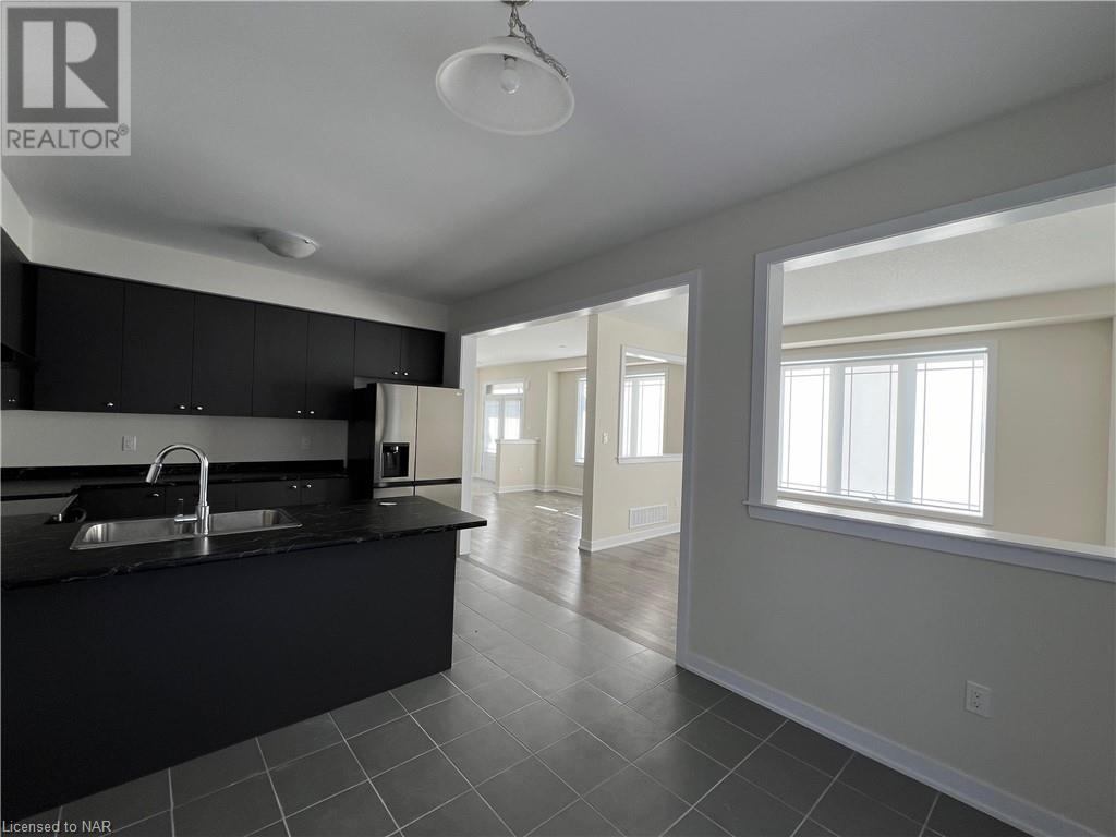 9 Aviron Cres Crescent, Welland, Ontario  L3B 6C5 - Photo 4 - 40523804