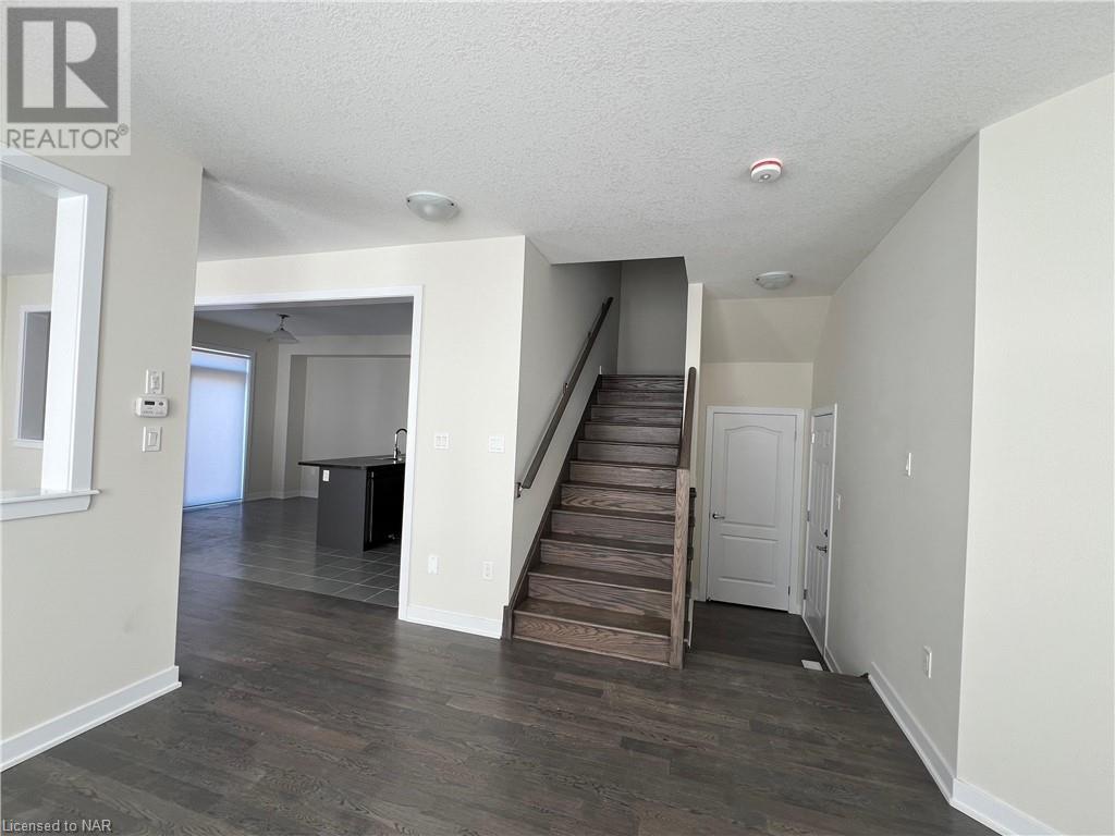9 Aviron Cres Crescent, Welland, Ontario  L3B 6C5 - Photo 9 - 40523804