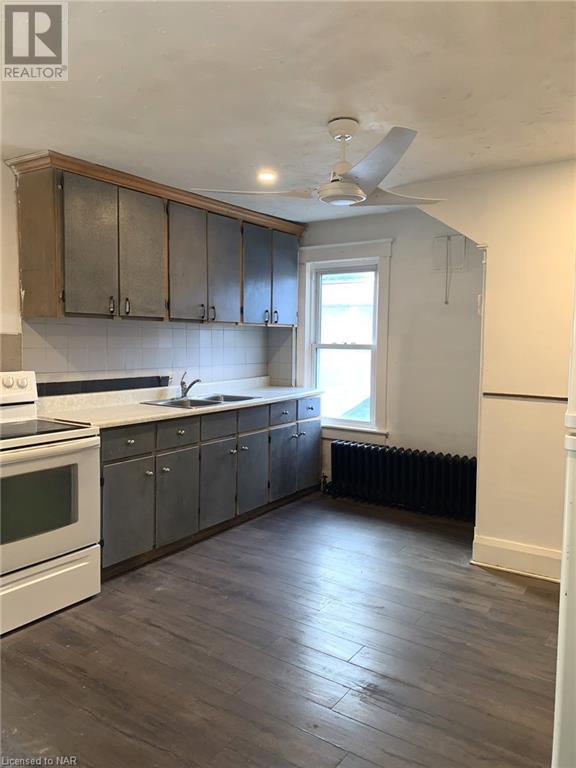 6165 Barker Street Unit# 2, Niagara Falls, Ontario  L2G 1Y5 - Photo 2 - 40523809