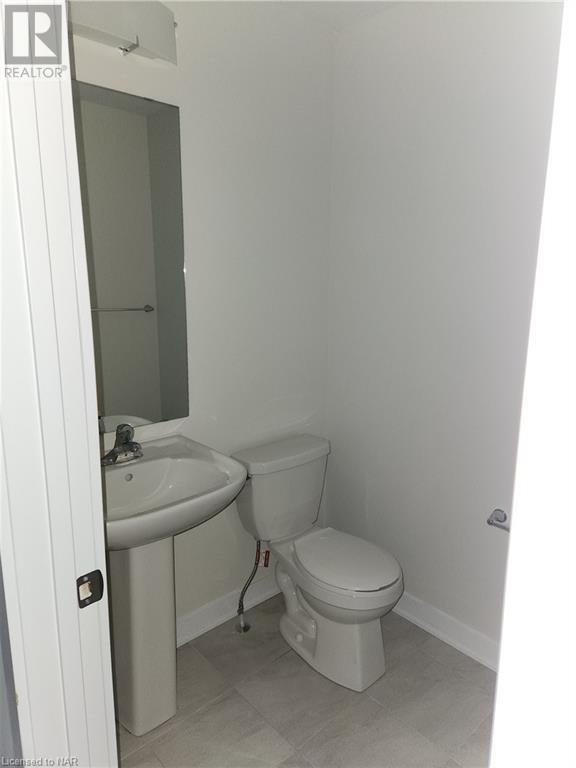 168 Keelson Street, Welland, Ontario  L3B 0M4 - Photo 4 - 40523520