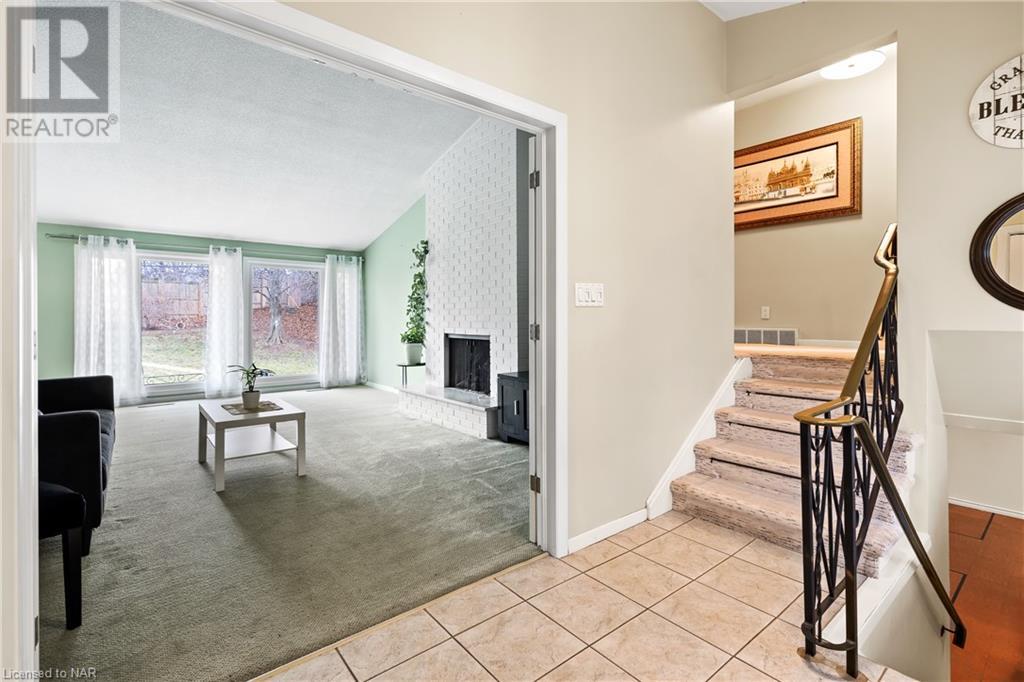 7285 Rolling Acres Crescent, Niagara Falls, Ontario  L2J 1E5 - Photo 4 - 40523810
