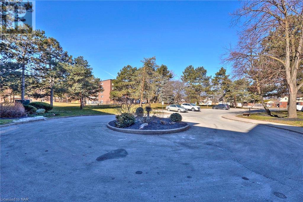 198 Scott Street Unit# 210, St. Catharines, Ontario  L2N 5T3 - Photo 2 - 40523331