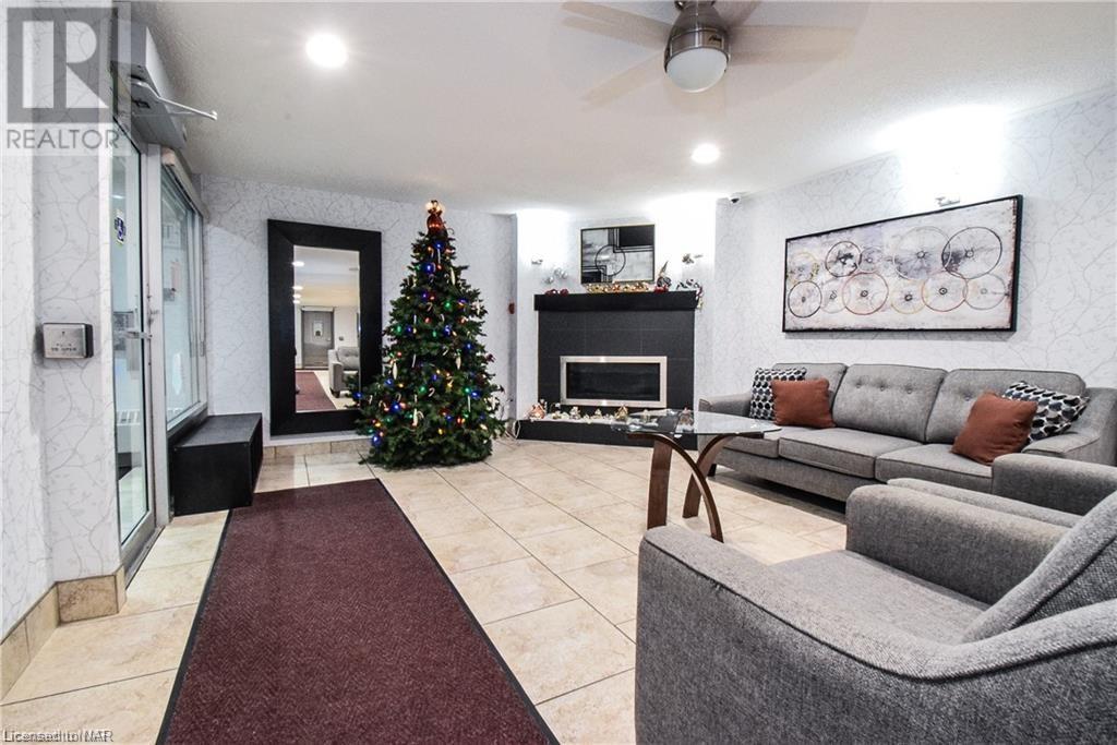 198 Scott Street Unit# 210, St. Catharines, Ontario  L2N 5T3 - Photo 3 - 40523331