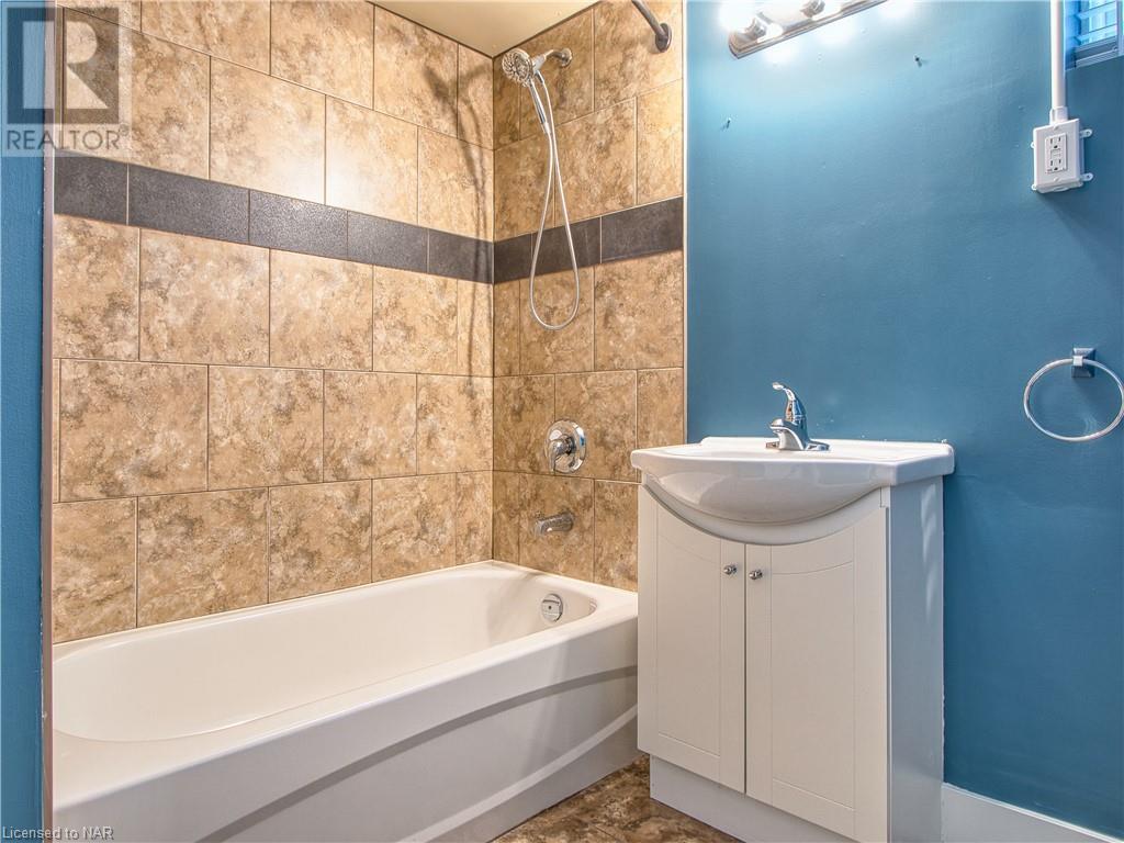 477 Geneva Street Unit# Lower, St. Catharines, Ontario  L2N 2H4 - Photo 9 - 40523995