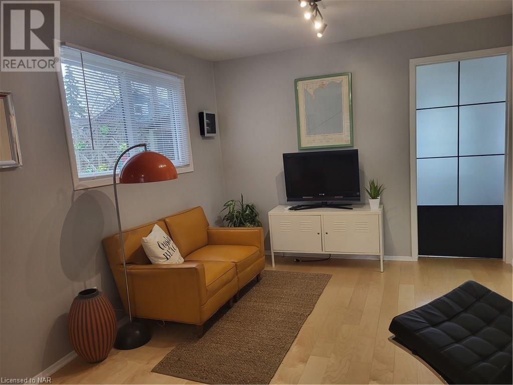 15 Loomis Crescent, Crystal Beach, Ontario  L0S 1B0 - Photo 2 - 40524089