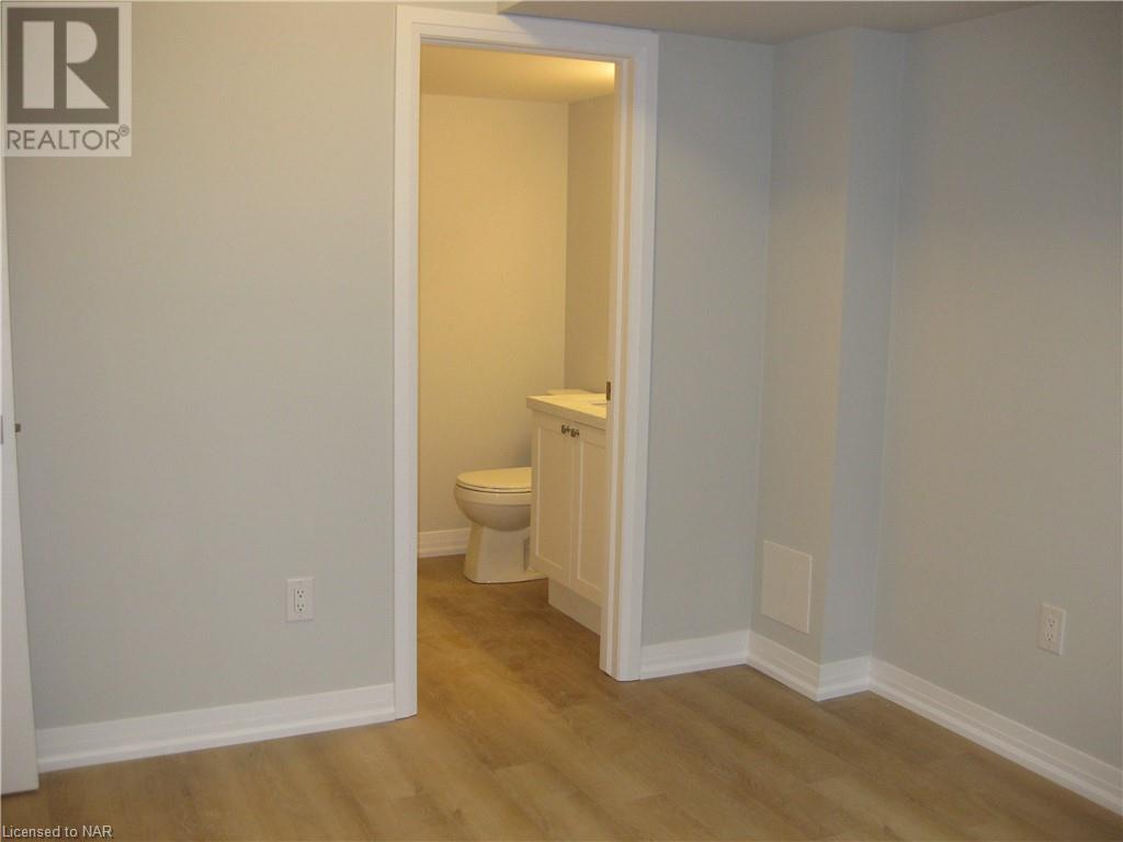 6705 Cropp Street Unit# 29, Niagara Falls, Ontario  L2E 0C1 - Photo 12 - 40523076