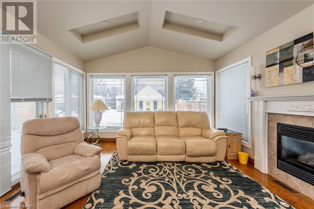 6 Winthrop Place, Hamilton, Ontario  L8G 3M3 - Photo 4 - 40524347