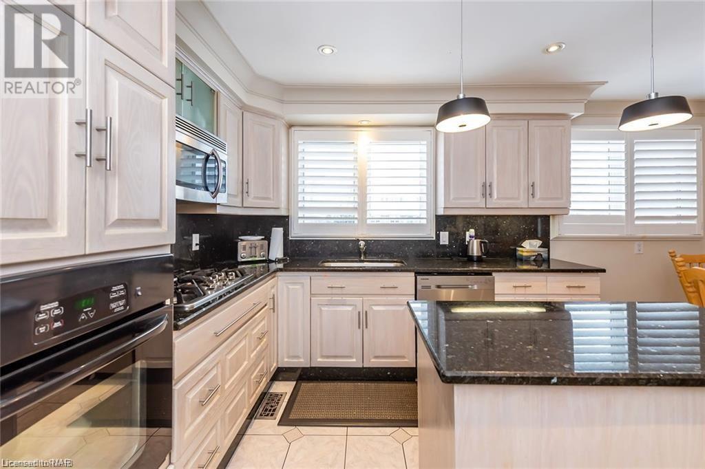 6 Winthrop Place, Hamilton, Ontario  L8G 3M3 - Photo 5 - 40524347