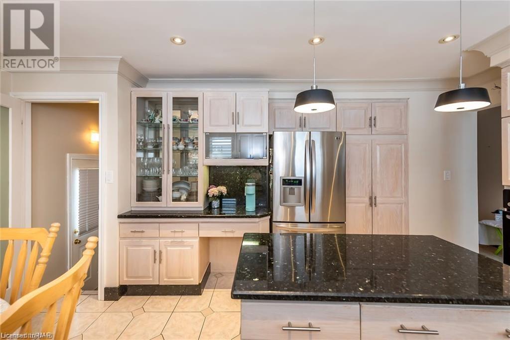 6 Winthrop Place, Hamilton, Ontario  L8G 3M3 - Photo 6 - 40524347