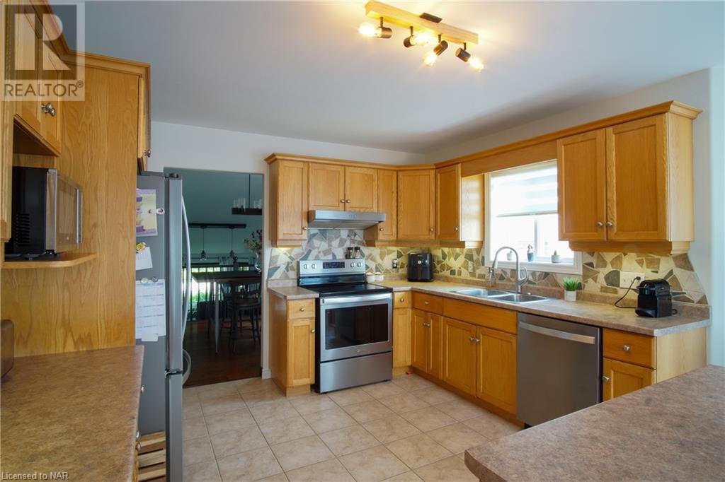 7220 Kelly Drive, Niagara Falls, Ontario  L2H 3K1 - Photo 7 - 40524403