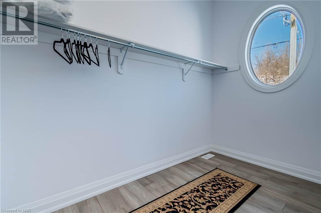 7472 Mountain Road Unit# 1, Niagara Falls, Ontario  L2J 0B8 - Photo 36 - 40524187