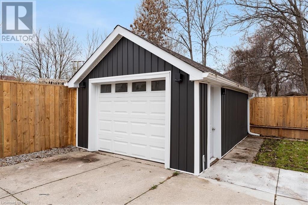 19 Ormonde Avenue, St. Catharines, Ontario  L2M 5P1 - Photo 4 - 40524177