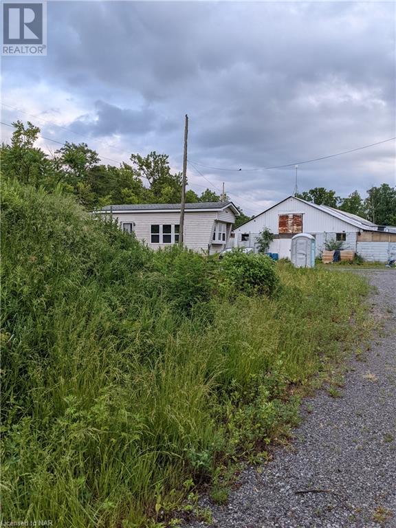 13671 Willoughby Drive, Niagara Falls, Ontario  L2E 6S6 - Photo 3 - 40524551