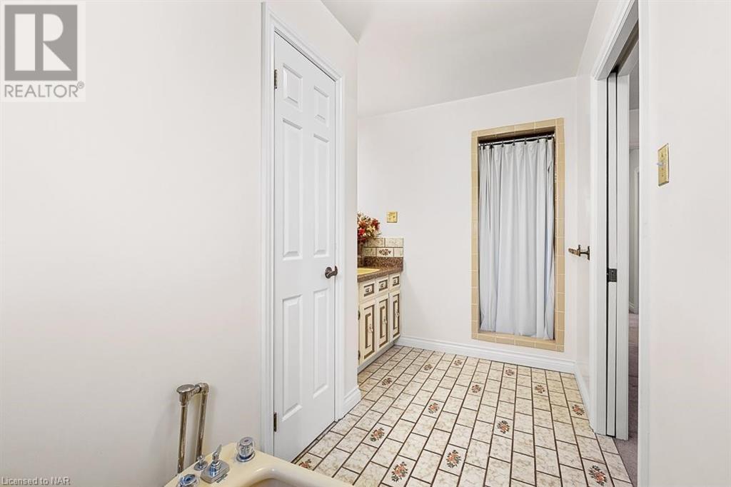 4094 Mckinless Crescent, Niagara Falls, Ontario  L2E 7A6 - Photo 12 - 40524555