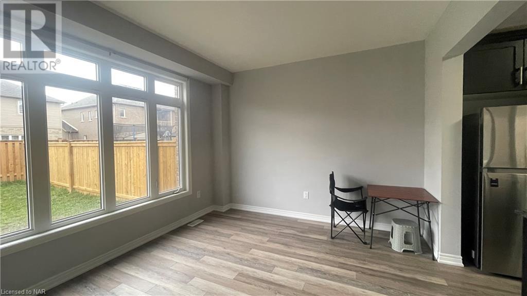 9565 Tallgrass Avenue, Niagara Falls, Ontario  L2G 0Y3 - Photo 4 - 40524564