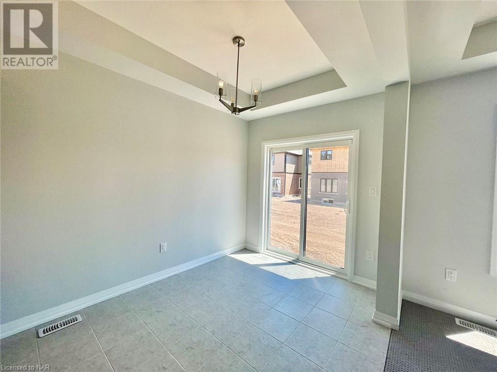 4298 Shuttleworth Drive, Niagara Falls, Ontario  L2G 0X5 - Photo 6 - 40524559