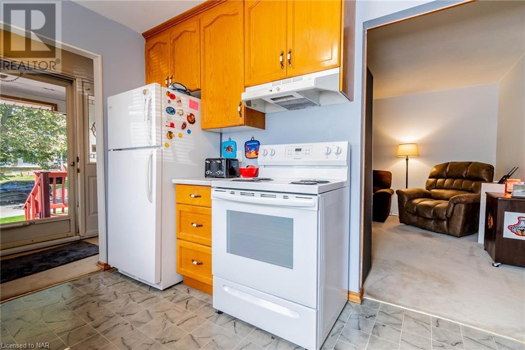 42 Stanmary Drive, St. Catharines, Ontario  L2N 5T4 - Photo 10 - 40524503