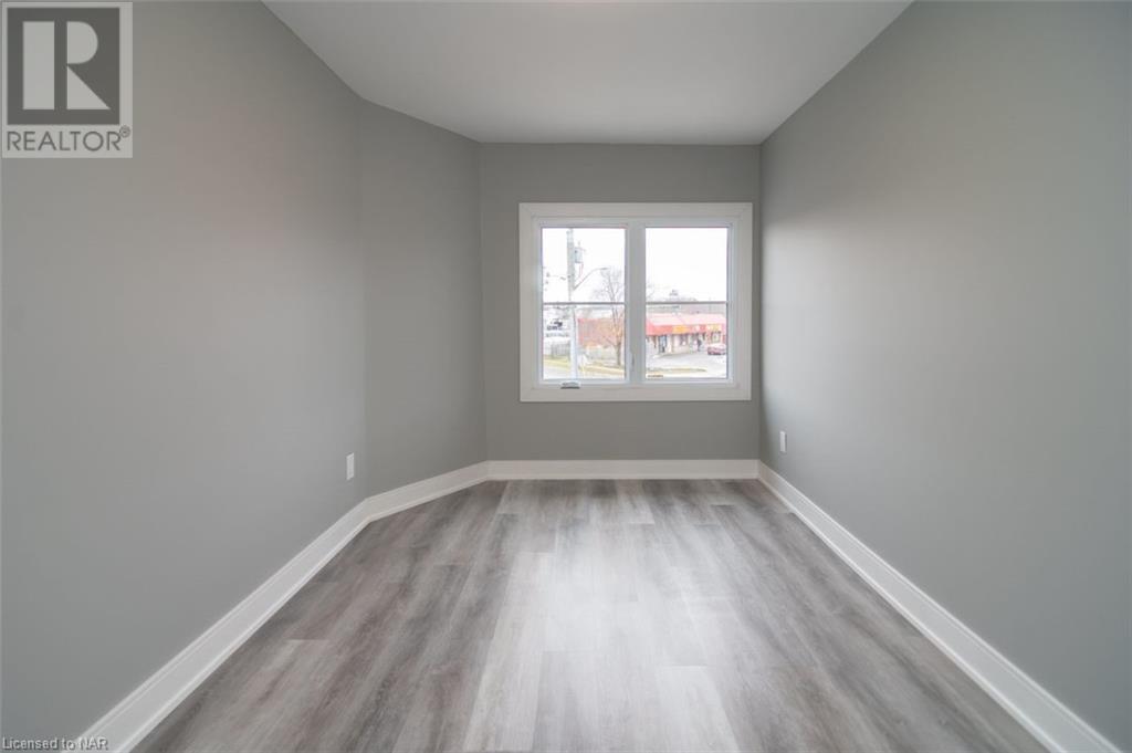 80 Page Street, St. Catharines, Ontario  L2R 4A9 - Photo 15 - 40524508