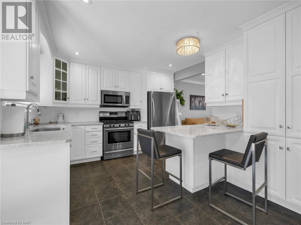 12 Nottingham Court, St. Catharines, Ontario  L2M 1L9 - Photo 10 - 40517396