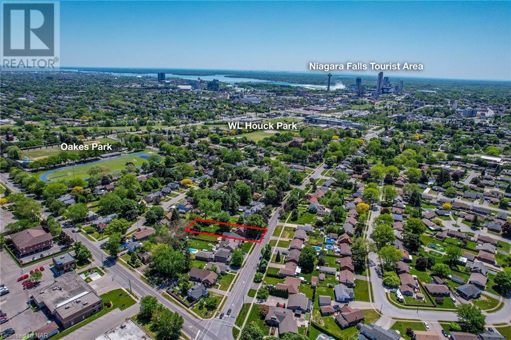 4868 Portage Road, Niagara Falls, Ontario  L2E 6B3 - Photo 5 - 40524554